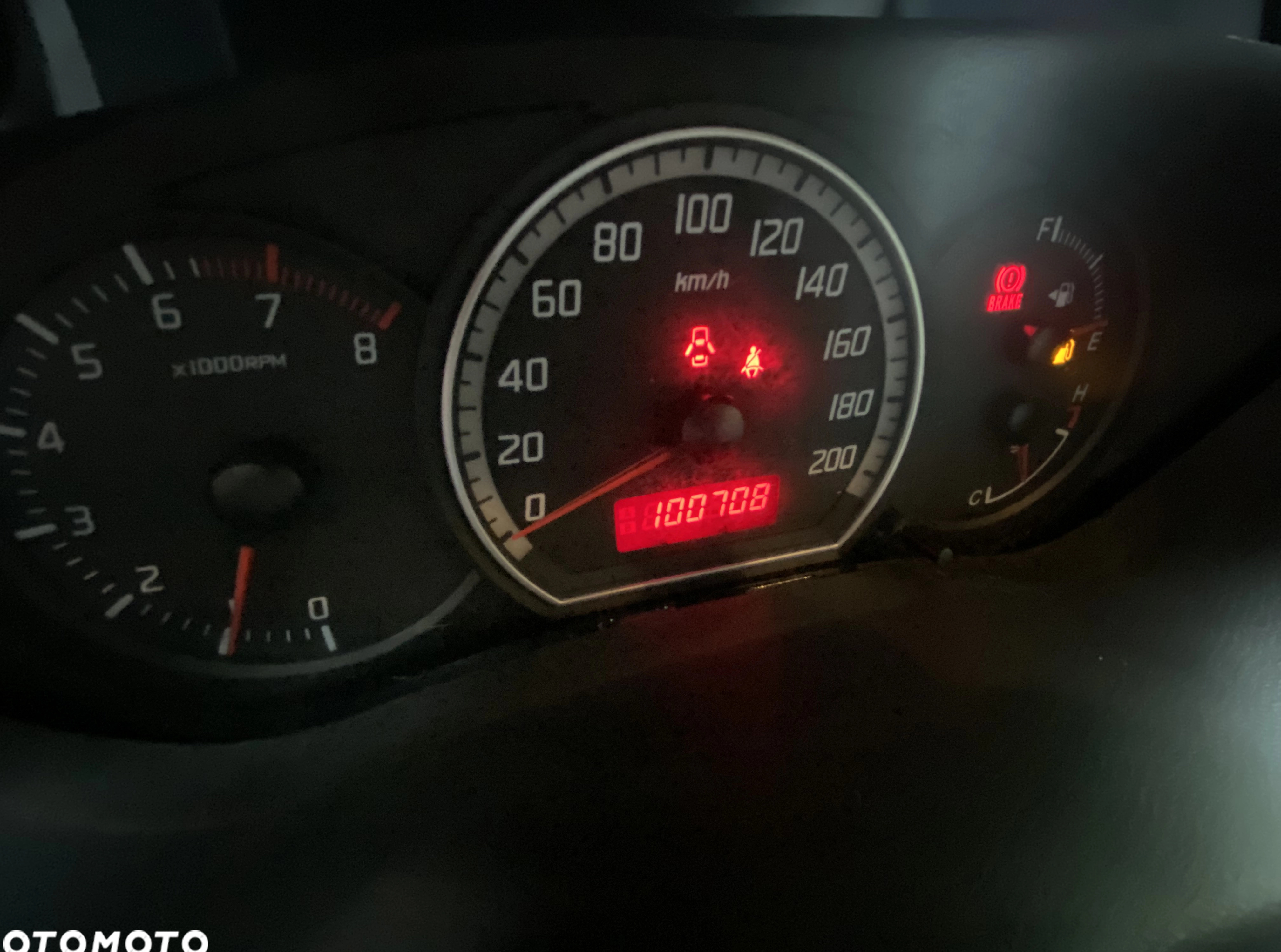 Suzuki Swift cena 17200 przebieg: 100800, rok produkcji 2010 z Wrocław małe 301